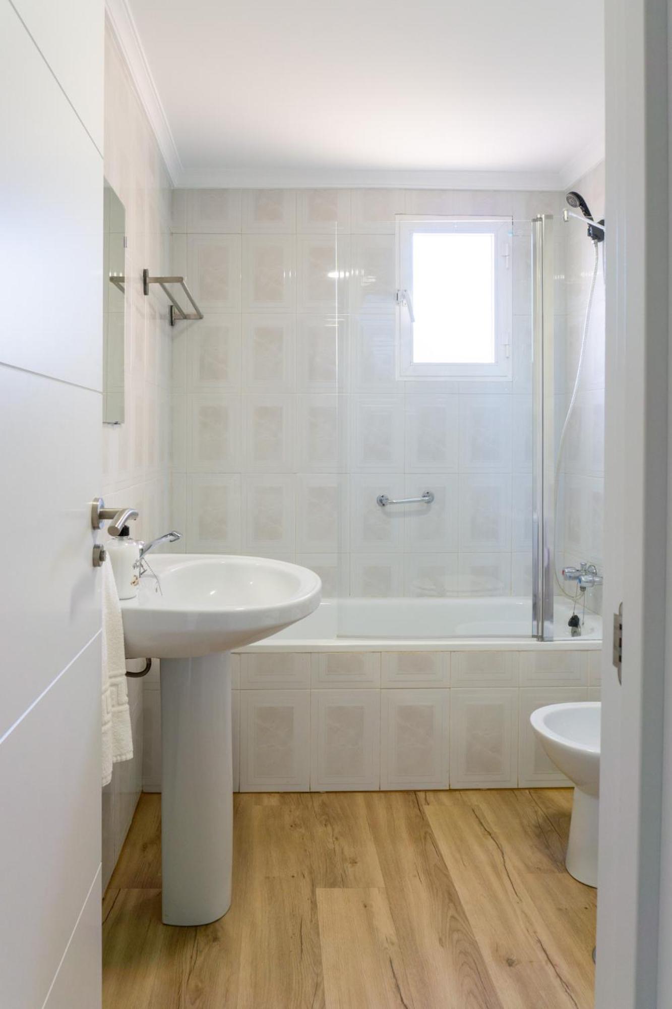 Sunny Hideaway Guadalmar Appartement *